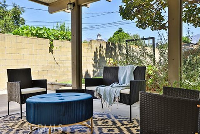323 E El Sur Street, Monrovia, CA 91016