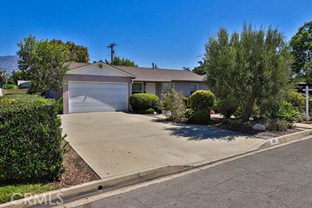 323 E El Sur Street, Monrovia, CA 91016