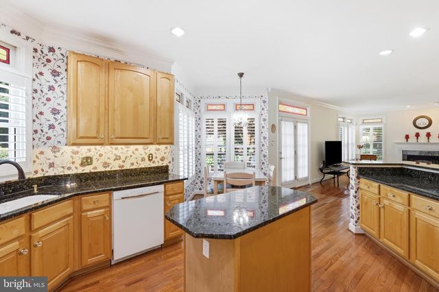 2 CROSSCUT CT, Damascus, MD 20872