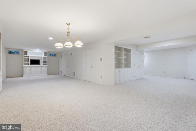 2 CROSSCUT CT, Damascus, MD 20872