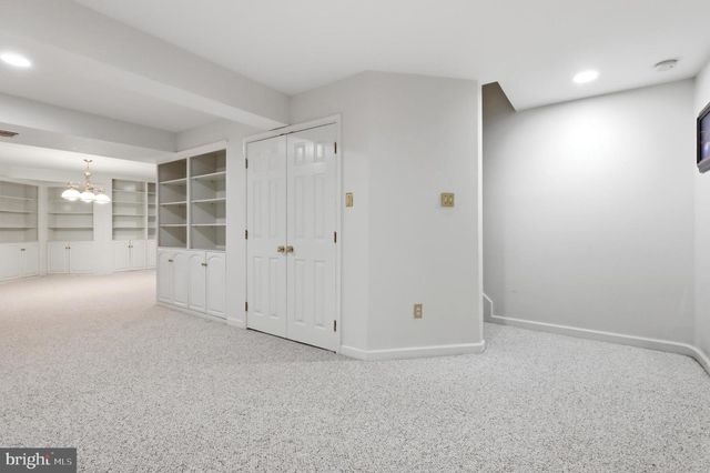 2 CROSSCUT CT, Damascus, MD 20872