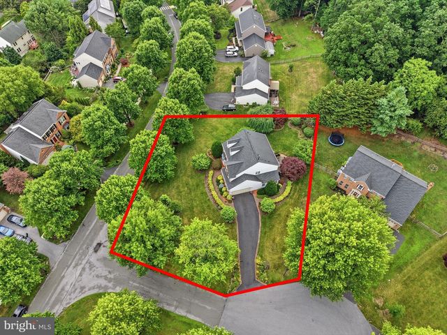 2 CROSSCUT CT, Damascus, MD 20872