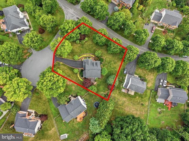2 CROSSCUT CT, Damascus, MD 20872