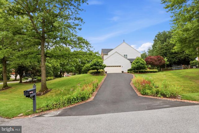 2 CROSSCUT CT, Damascus, MD 20872