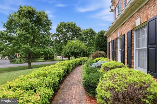 2 CROSSCUT CT, Damascus, MD 20872