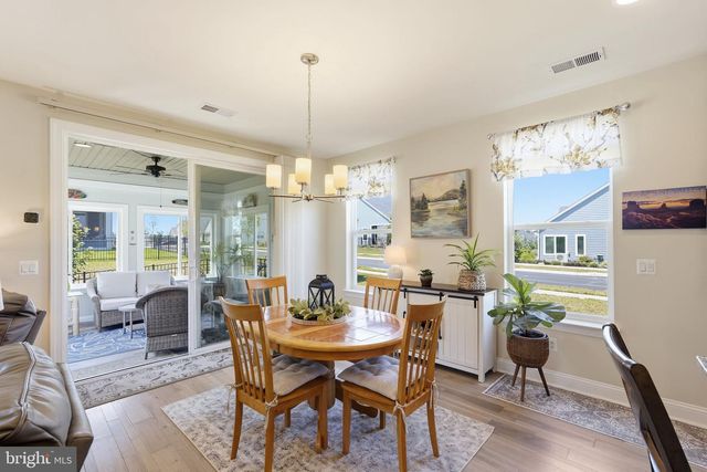 142 MILKWEED DR, Lake Frederick, VA 22630