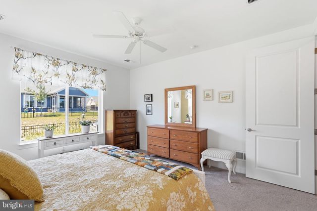 142 MILKWEED DR, Lake Frederick, VA 22630