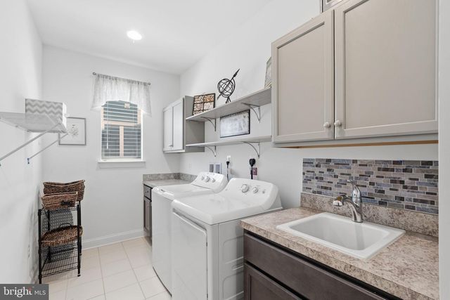 142 MILKWEED DR, Lake Frederick, VA 22630