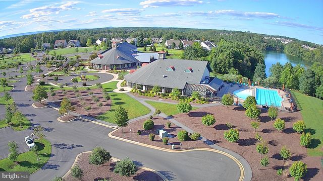 142 MILKWEED DR, Lake Frederick, VA 22630