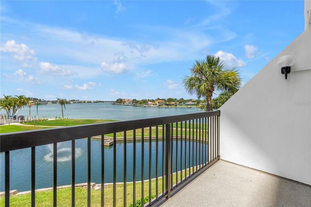 9425 BLIND PASS ROAD 207, St Pete Beach, FL 33706