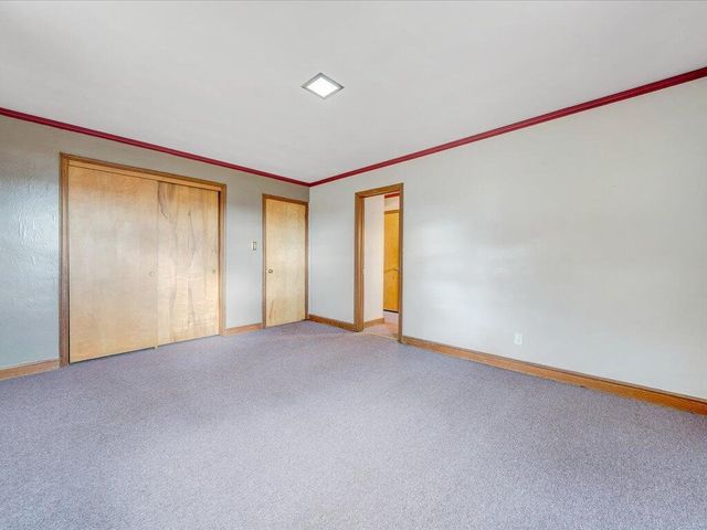 800 Orchard DR, Bassett, VA 24055