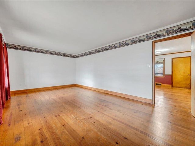 800 Orchard DR, Bassett, VA 24055