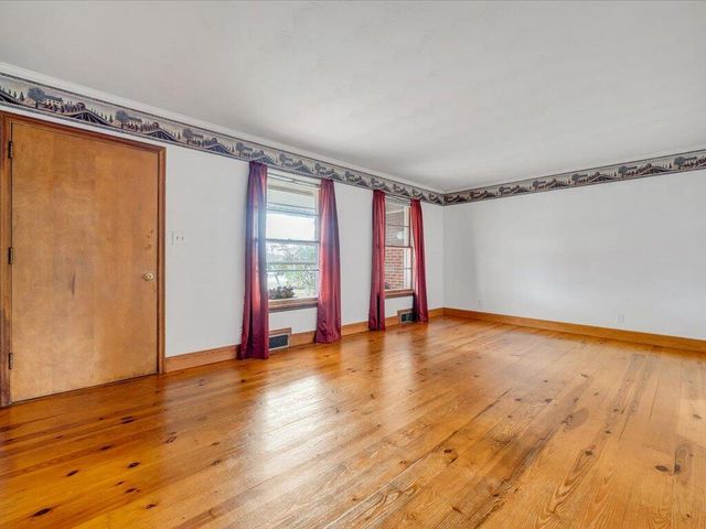 800 Orchard DR, Bassett, VA 24055