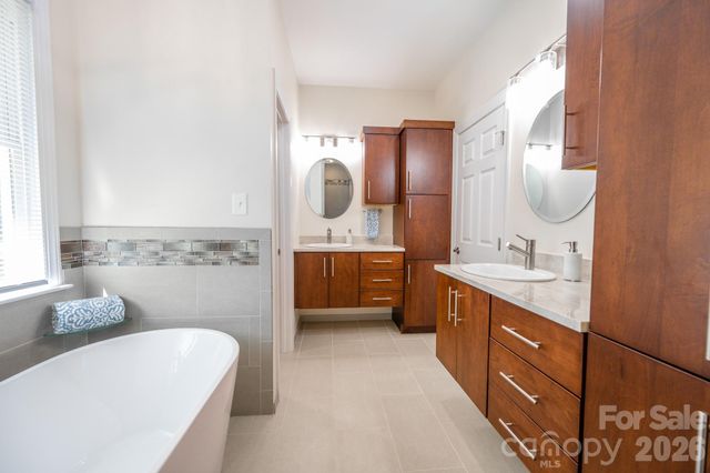 345 Beaten Path Road, Mooresville, NC 28117