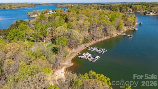 345 Beaten Path Road, Mooresville, NC 28117