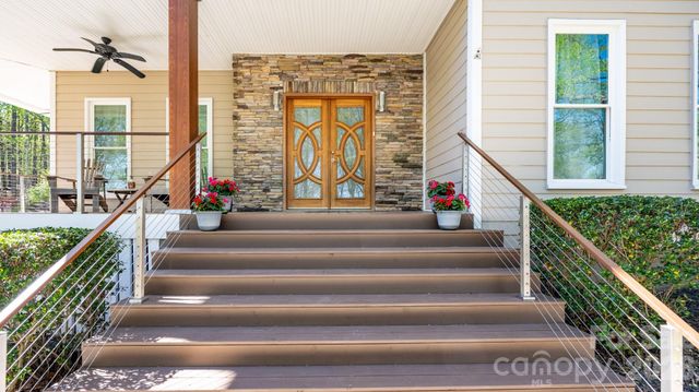 345 Beaten Path Road, Mooresville, NC 28117