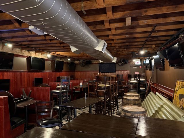 948 W Webster Avenue, Chicago, IL 60614