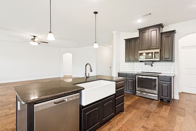 428 Herb Stephens Jr Way, Springtown, TX 76082