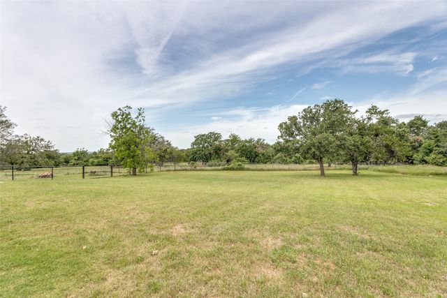 428 Herb Stephens Jr Way, Springtown, TX 76082