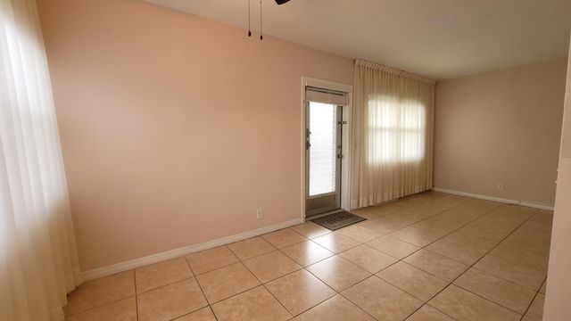 208 EASTHAMPTON I, West Palm Beach, FL 33417