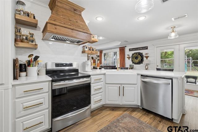 25 Starview Drive, Star Harbor, TX 75148