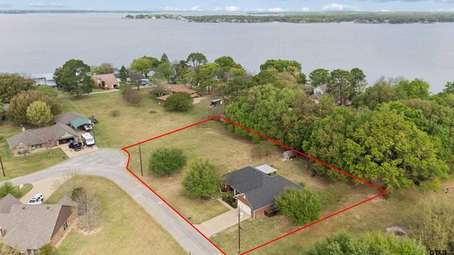25 Starview Drive, Star Harbor, TX 75148