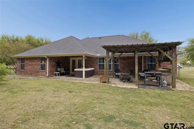 25 Starview Drive, Star Harbor, TX 75148