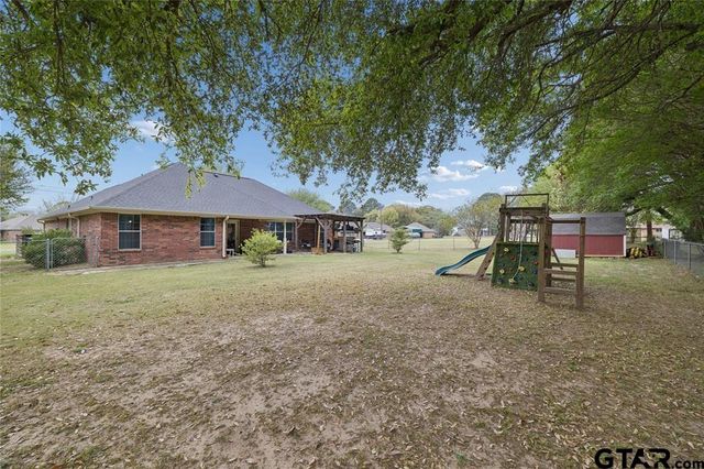25 Starview Drive, Star Harbor, TX 75148
