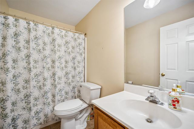 3201 SW Woods Court, Ankeny, IA 50023