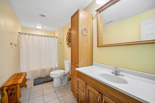 3201 SW Woods Court, Ankeny, IA 50023