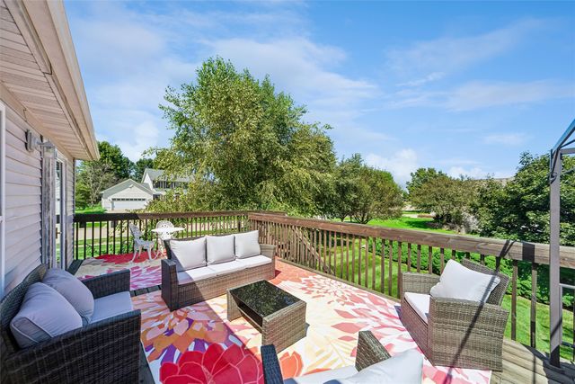3201 SW Woods Court, Ankeny, IA 50023