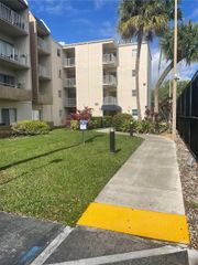7785 SW 86th St E-123, Miami, FL 33143