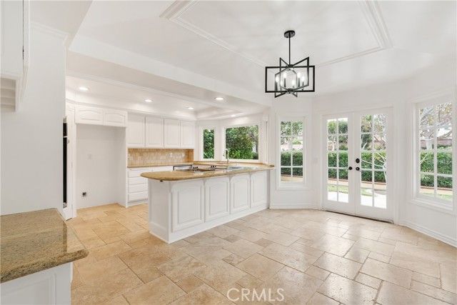 19371 Woodlands, Huntington Beach, CA 92648