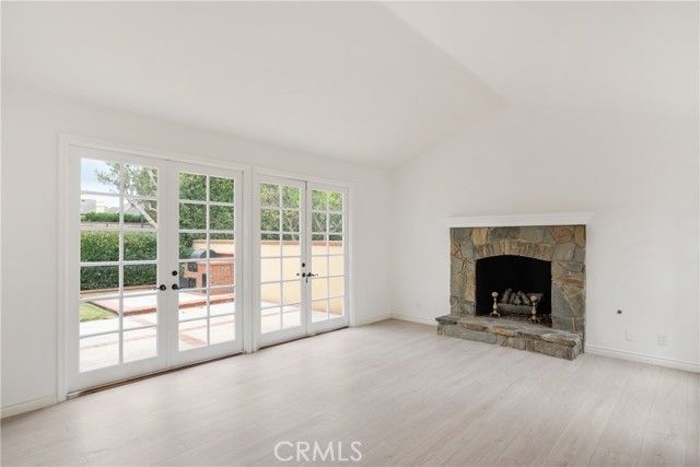 19371 Woodlands, Huntington Beach, CA 92648