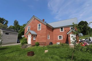 14 Fairview Street, Newport City, VT 05855