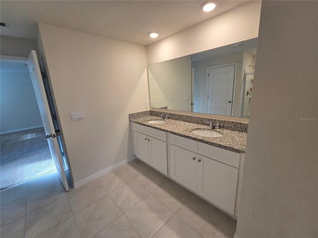 561 TALISI LOOP, St Cloud, FL 34771