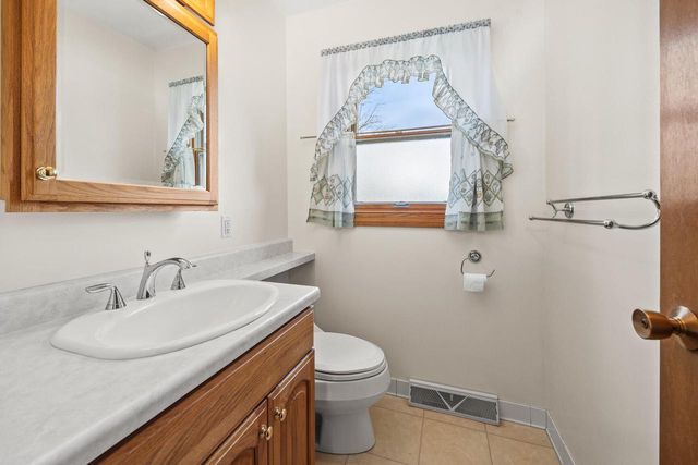 8149 N Joseph AVENUE, Milwaukee, WI 53224
