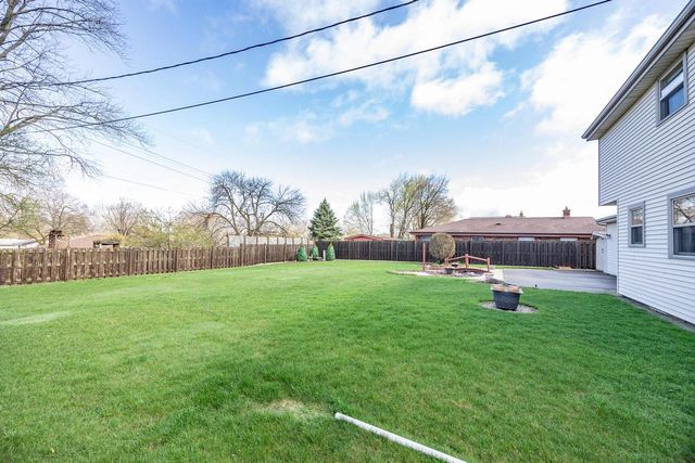 8149 N Joseph AVENUE, Milwaukee, WI 53224