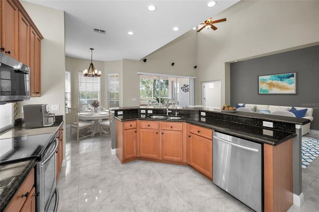 10622 CAPE HATTERAS DRIVE, Tampa, FL 33615