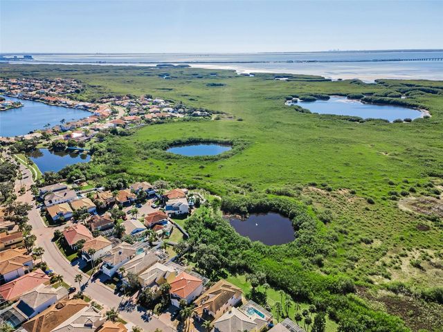 10622 CAPE HATTERAS DRIVE, Tampa, FL 33615