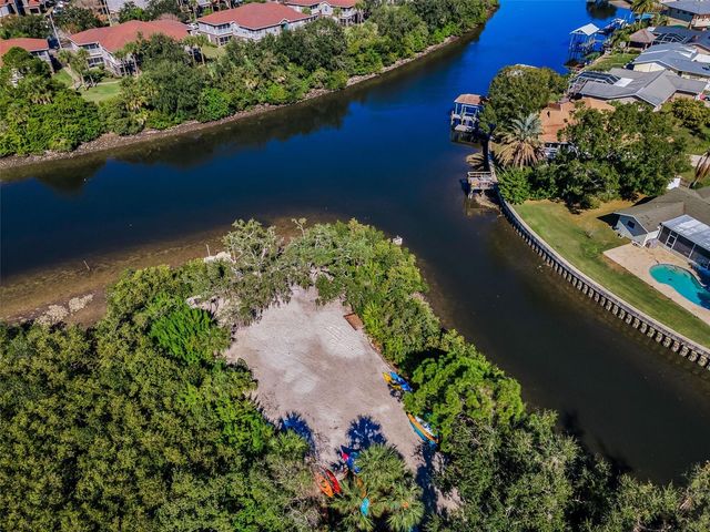 10622 CAPE HATTERAS DRIVE, Tampa, FL 33615