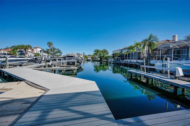 10622 CAPE HATTERAS DRIVE, Tampa, FL 33615