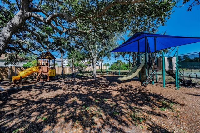 10622 CAPE HATTERAS DRIVE, Tampa, FL 33615