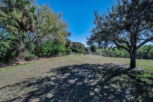 10622 CAPE HATTERAS DRIVE, Tampa, FL 33615