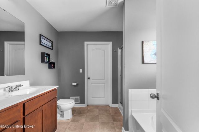 2416 Cherry Creek Rd, La Grange, KY 40031