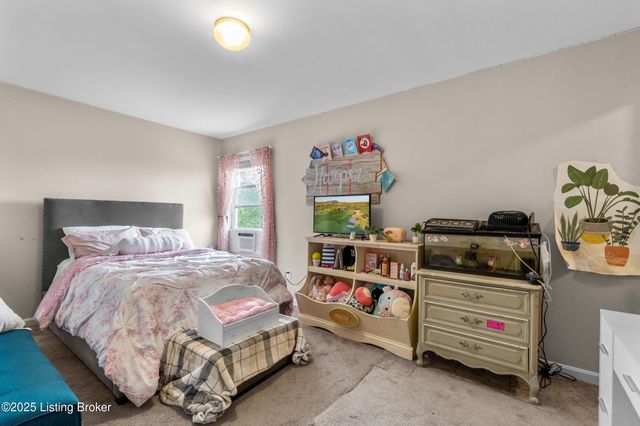 2416 Cherry Creek Rd, La Grange, KY 40031