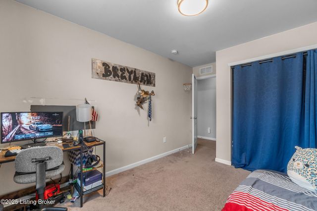2416 Cherry Creek Rd, La Grange, KY 40031