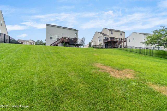 2416 Cherry Creek Rd, La Grange, KY 40031