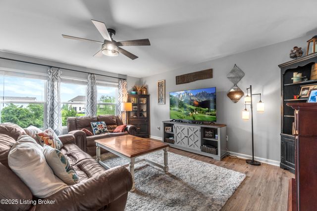 2416 Cherry Creek Rd, La Grange, KY 40031