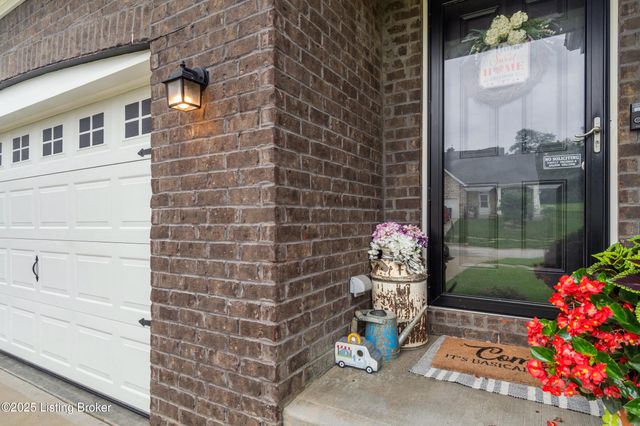 2416 Cherry Creek Rd, La Grange, KY 40031